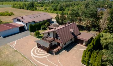dom wolnostojący, 5 pokoi Żuków