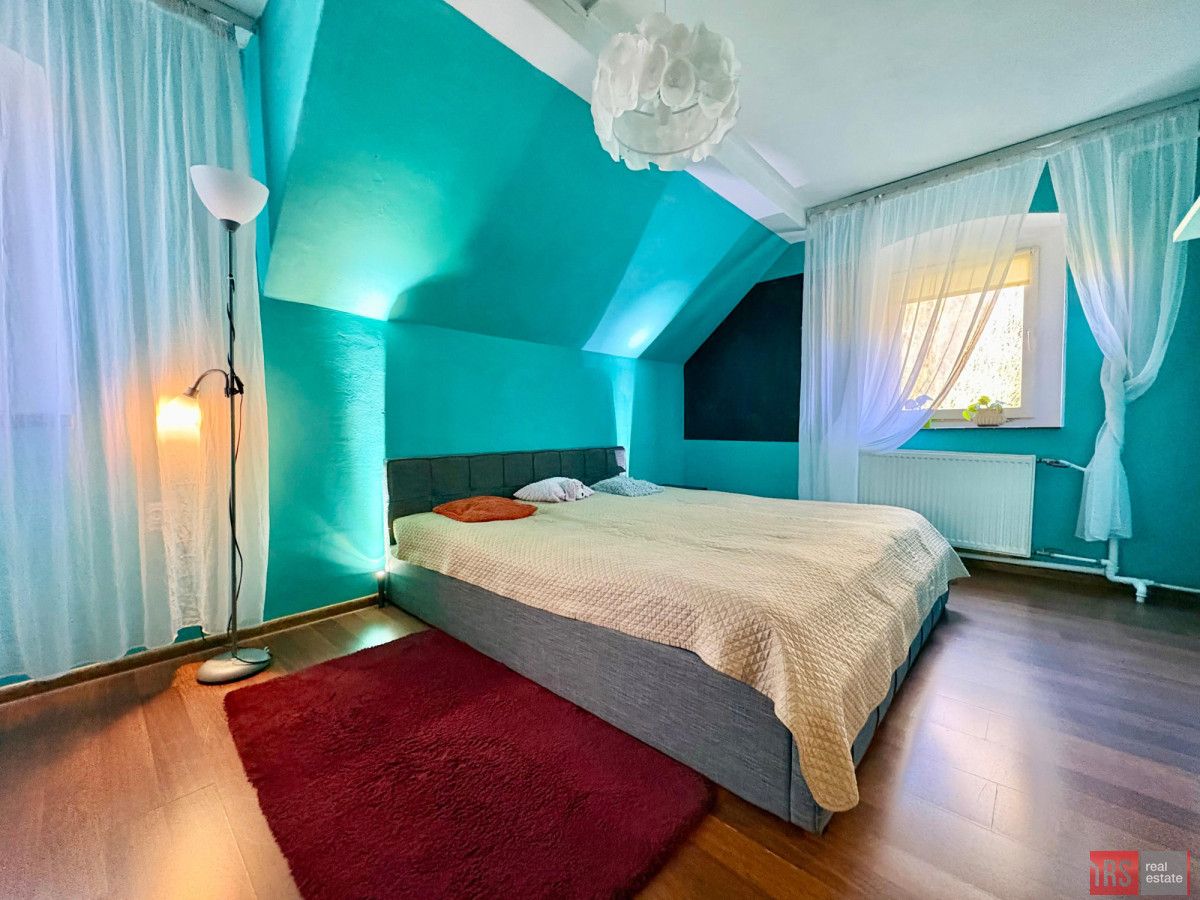dom wolnostojący, 5 pokoi Wojciechów. Zdjęcie 20