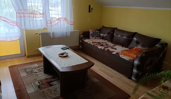 dom wolnostojący, 6 pokoi Niebylec