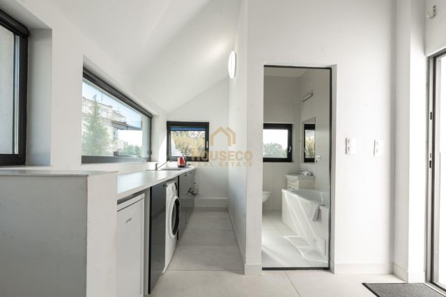 bliźniak, 11 pokoi Gdynia Kamienna Góra, ul. Józefa Korzeniowskiego. Zdjęcie 8