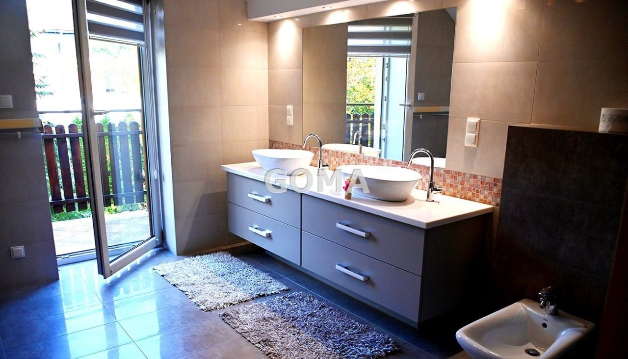 dom wolnostojący, 7 pokoi Józefów Centrum. Zdjęcie 14