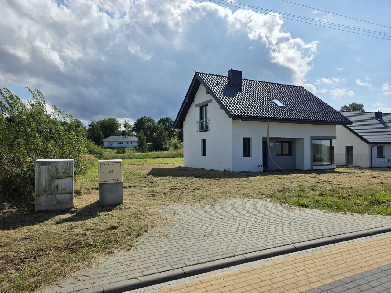 dom wolnostojący, 5 pokoi Stare Bielice, ul. Platanowa. Zdjęcie 2