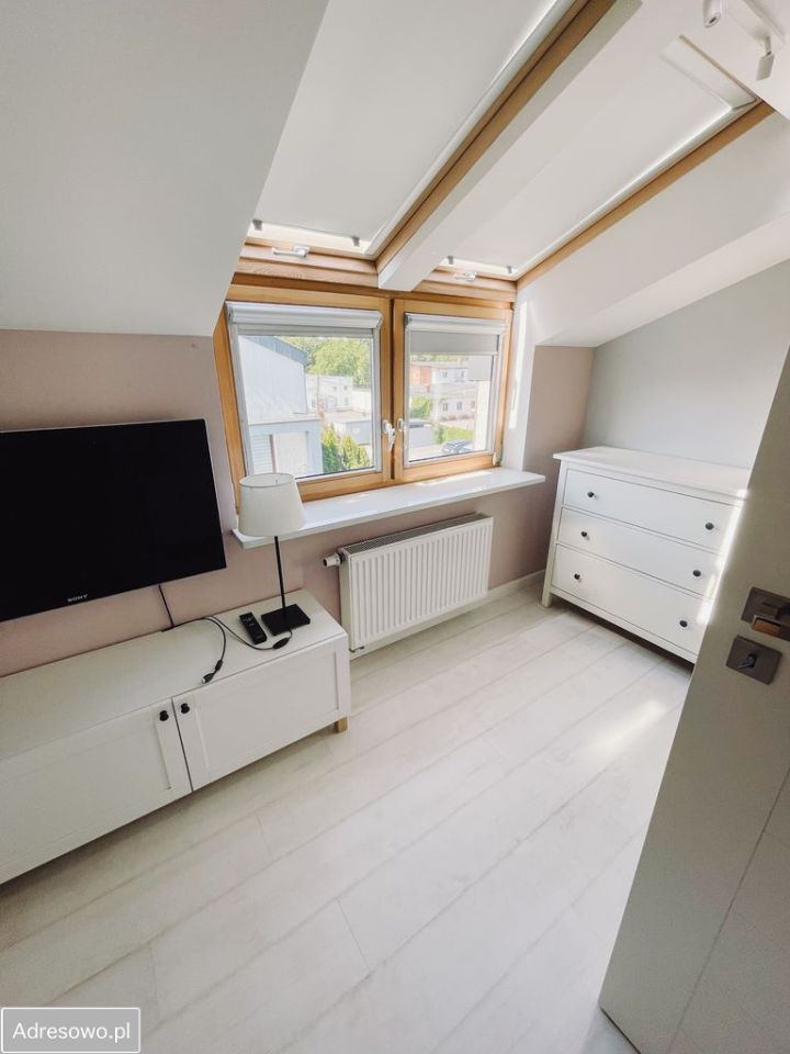 dom szeregowy, 6 pokoi Mysiadło, ul. Wiejska. Zdjęcie 4