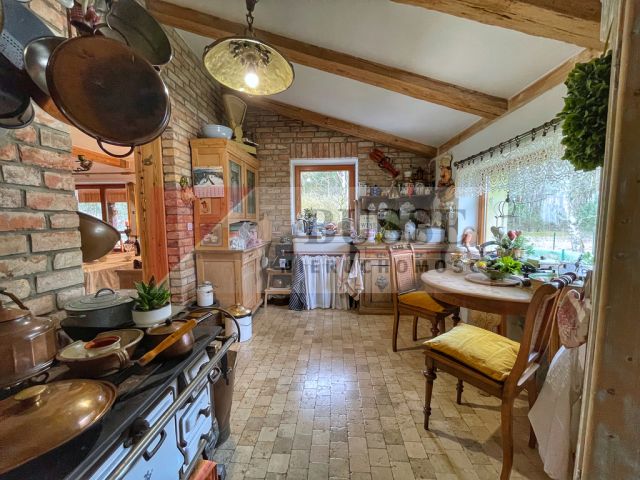 dom wolnostojący, 7 pokoi Trzeszczyn. Zdjęcie 21