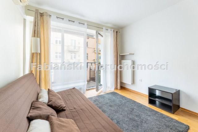 Mieszkanie 2-pokojowe Poznań Jeżyce, ul. Adama Asnyka. Zdjęcie 2