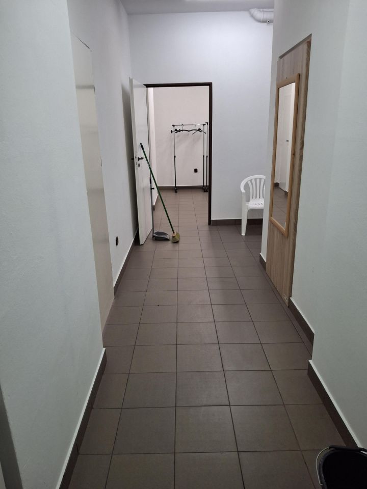 Lokal Busko-Zdrój Centrum, ul. Wojska Polskiego. Zdjęcie 3