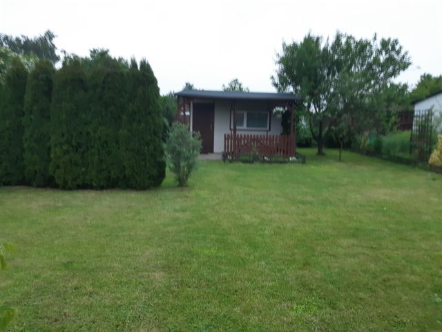 Działka rekreacyjna Radomsko Saniki, ul. Porzeczkowa. Zdjęcie 1