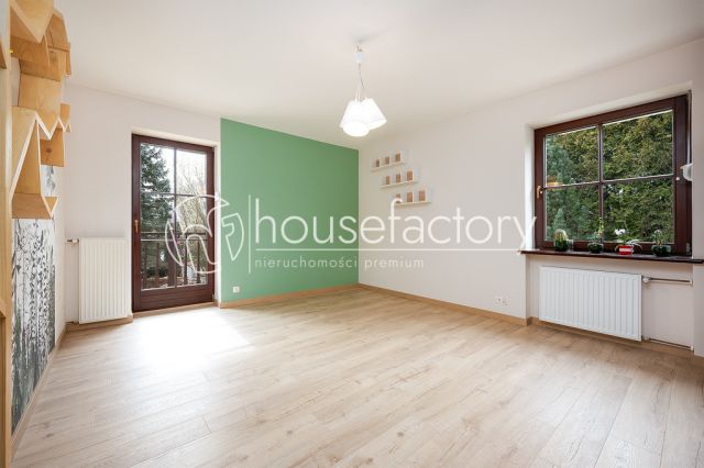 Mieszkanie 5-pokojowe Łódź Bałuty, ul. gen. Antoniego Jeziorańskiego. Zdjęcie 9