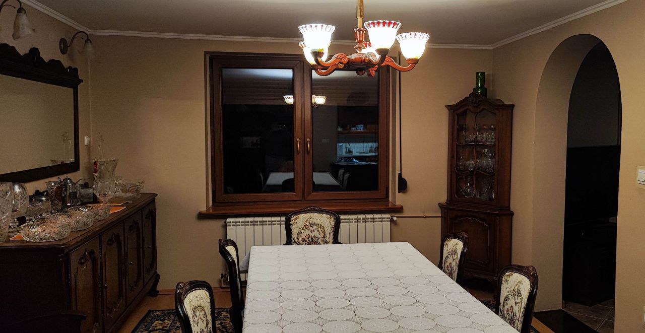 dom wolnostojący, 5 pokoi Tarnowiec. Zdjęcie 27