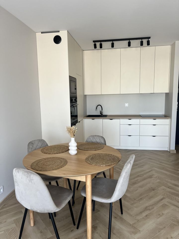 Mieszkanie 2-pokojowe Luboń, ul. Kazimierza Pułaskiego. Zdjęcie 3