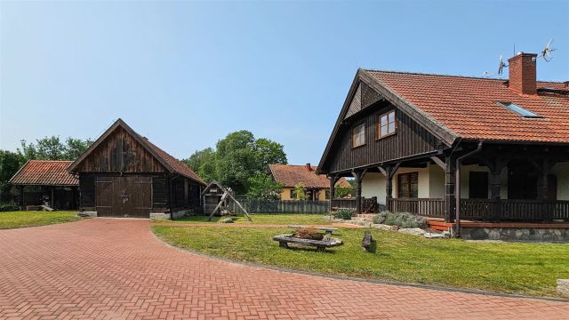 dom wolnostojący, 5 pokoi Szeroki Bór. Zdjęcie 1