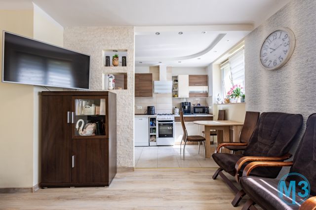 Mieszkanie 3-pokojowe Tarnobrzeg Przywiśle, ul. Ludwika Waryńskiego. Zdjęcie 1