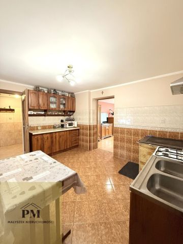 dom wolnostojący, 7 pokoi Kłanino. Zdjęcie 9