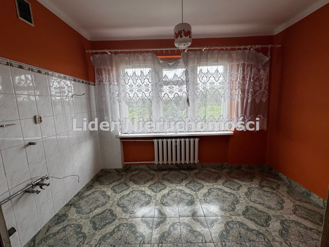 dom wolnostojący, 15 pokoi Pabianice Karniszewice, ul. Żelazna. Zdjęcie 22