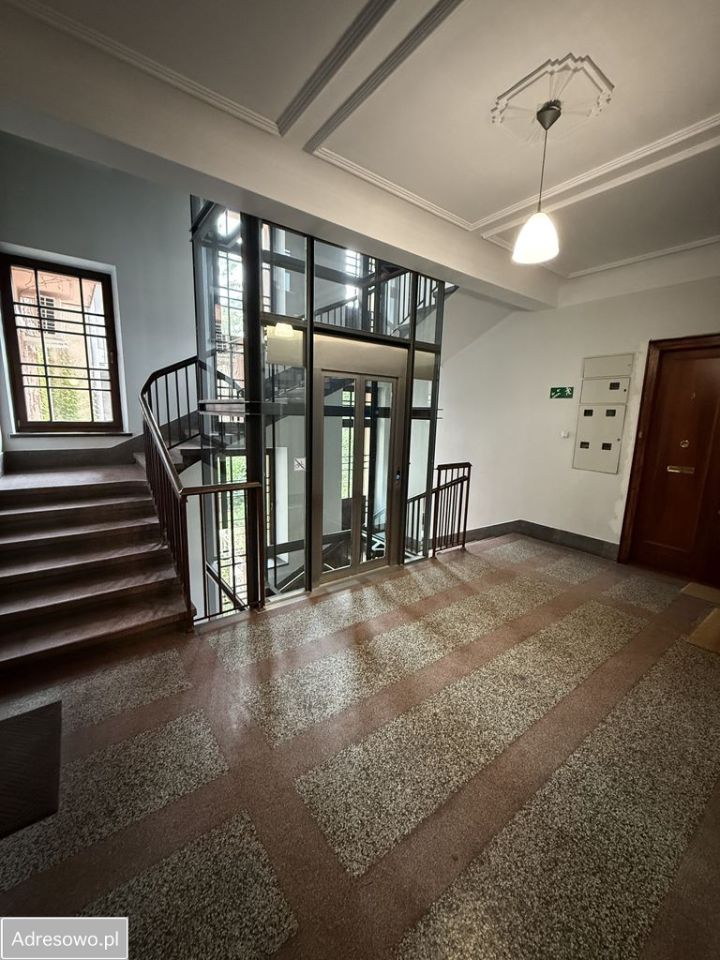 Mieszkanie 5-pokojowe Kraków Śródmieście, ul. Krowoderska. Zdjęcie 2