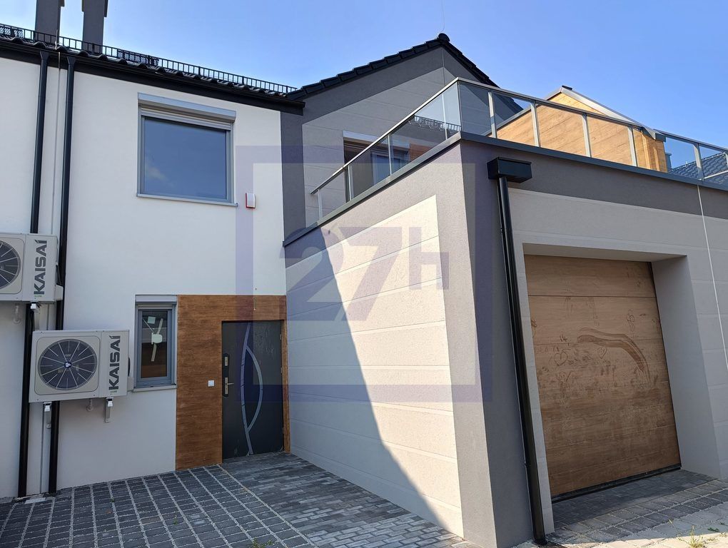 dom szeregowy, 5 pokoi Wilkszyn, ul. Pod Lasem. Zdjęcie 1