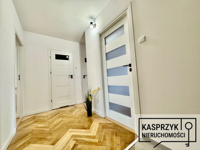 Mieszkanie 3-pokojowe Sanok, ul. I Armii WP. Zdjęcie 11