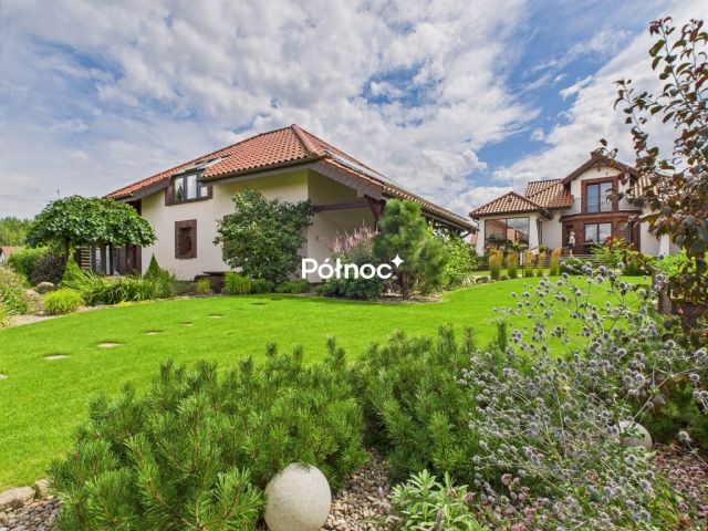 dom wolnostojący, 12 pokoi Warkały, ul. Poziomkowa. Zdjęcie 22