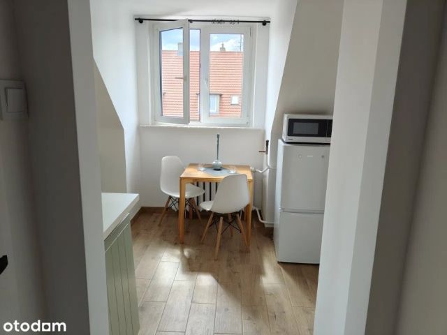 Mieszkanie 1-pokojowe Gliwice Śródmieście, ul. Lucjana Malinowskiego. Zdjęcie 11