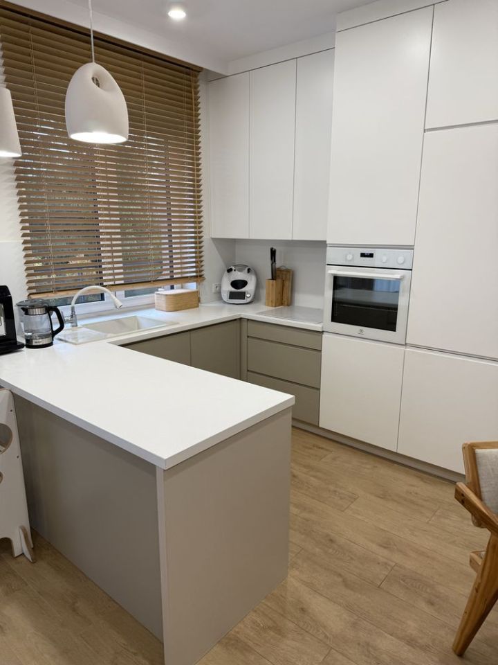 Mieszkanie 3-pokojowe Wierzchowisko. Zdjęcie 3