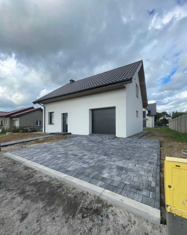 dom wolnostojący, 4 pokoje Konikowo, ul. Radosna