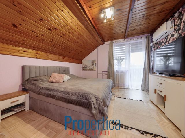 dom wolnostojący, 10 pokoi Kobyłka, ul. Jana Kasprowicza. Zdjęcie 8