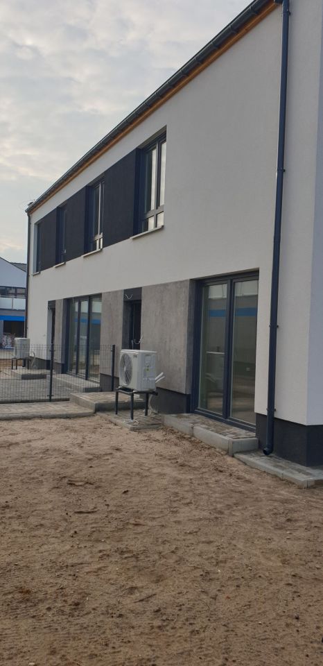 bliźniak, 4 pokoje Szczytniki. Zdjęcie 5