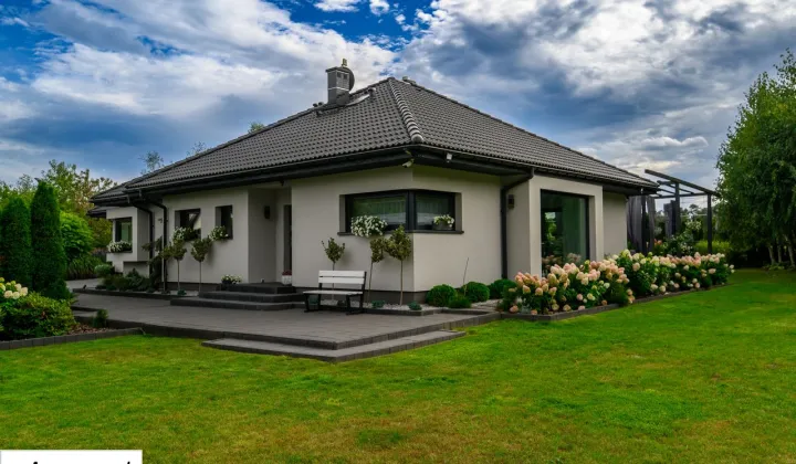 dom wolnostojący, 4 pokoje Czarków