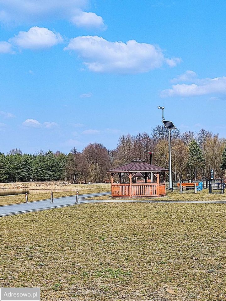 dom wolnostojący, 4 pokoje Nieznamierowice. Zdjęcie 5