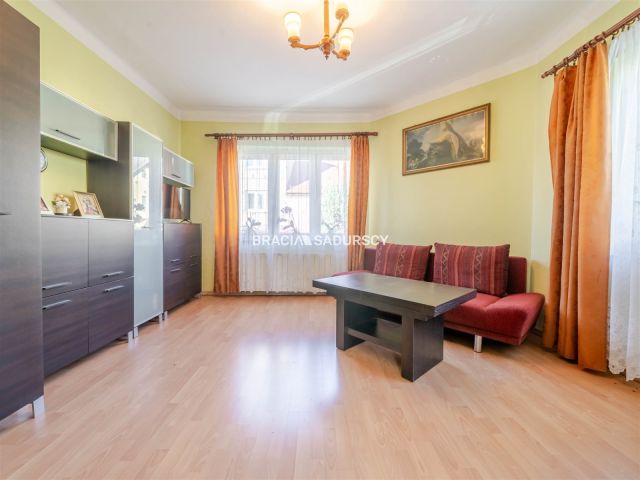 dom wolnostojący, 2 pokoje Kraków Bieżanów, ul. Braterska. Zdjęcie 8