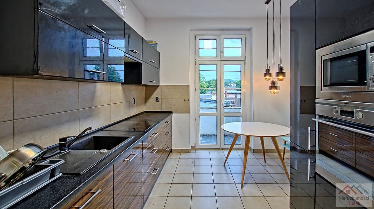 Mieszkanie 5-pokojowe Jelenia Góra, ul. Wolności