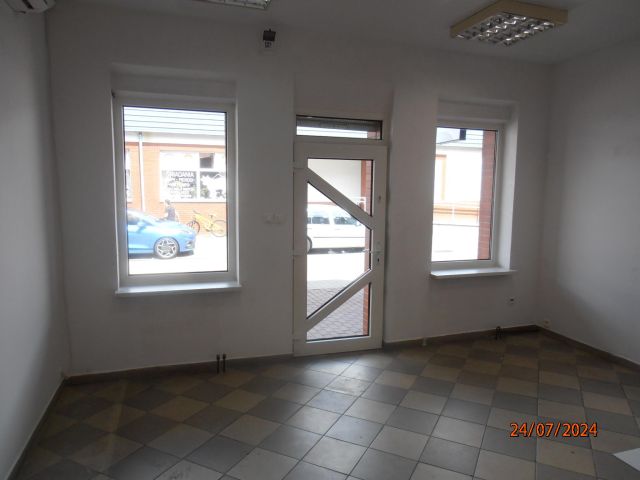 Lokal Jelcz-Laskowice Centrum, ul. Franciszka Żwirki. Zdjęcie 1