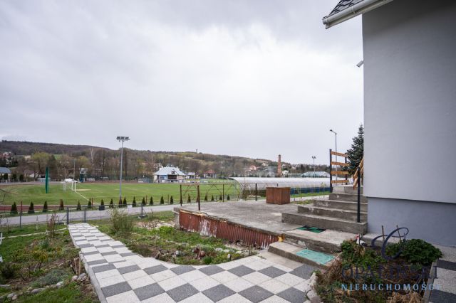 dom wolnostojący, 5 pokoi Pruchnik, ul. Sportowa. Zdjęcie 13