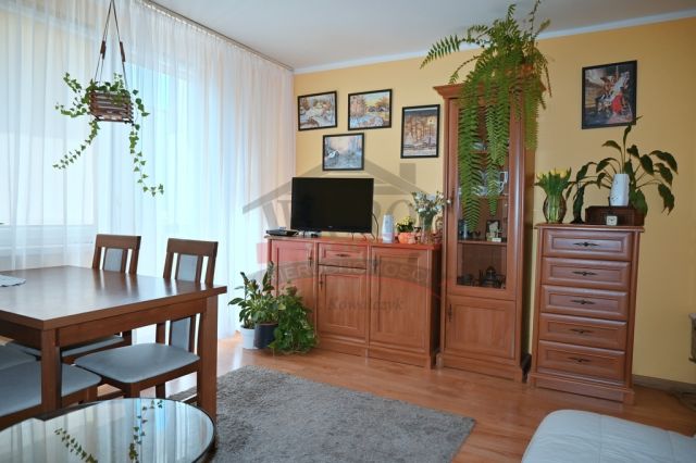 Mieszkanie 3-pokojowe Ozimek, ul. Juliusza Słowackiego. Zdjęcie 2