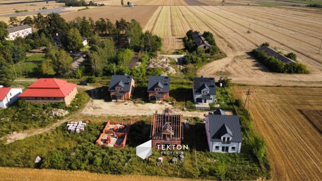 dom wolnostojący, 5 pokoi Płocochowo. Zdjęcie 9