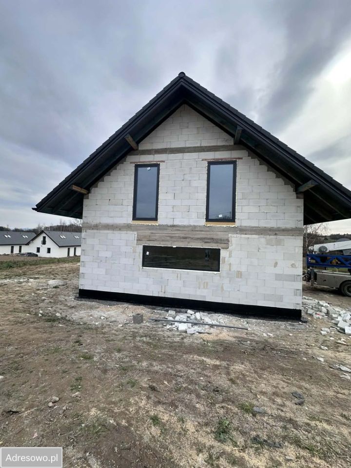 dom wolnostojący, 5 pokoi Bilczyce. Zdjęcie 5