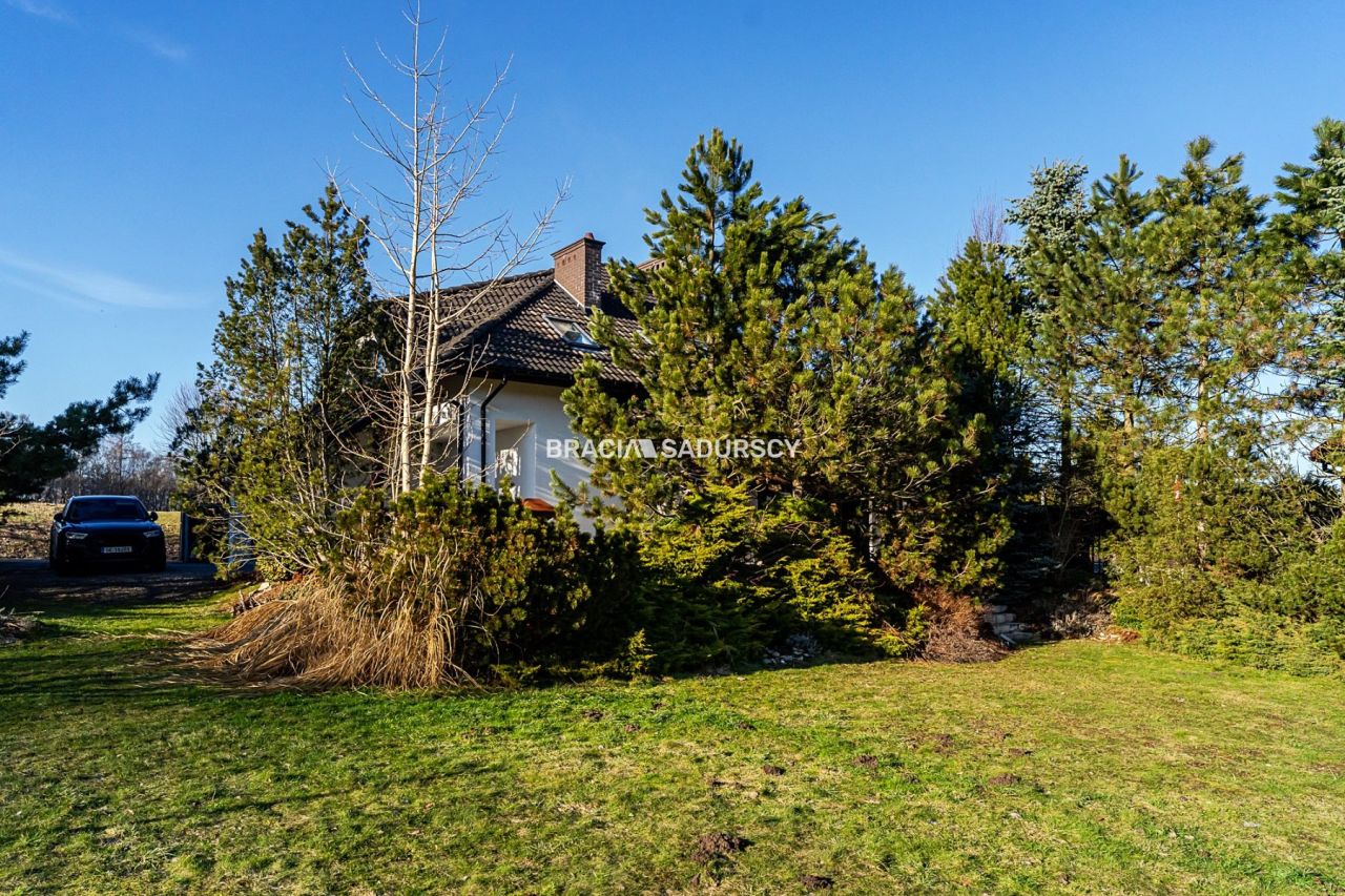 dom, 4 pokoje Lusina, ul. Spacerowa. Zdjęcie 3