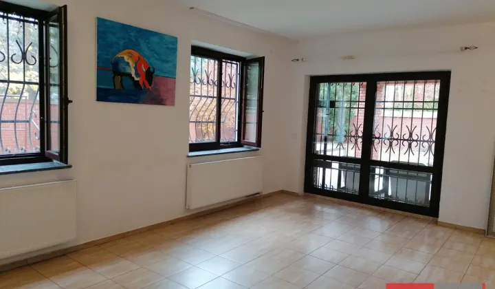 dom wolnostojący, 8 pokoi Łomianki