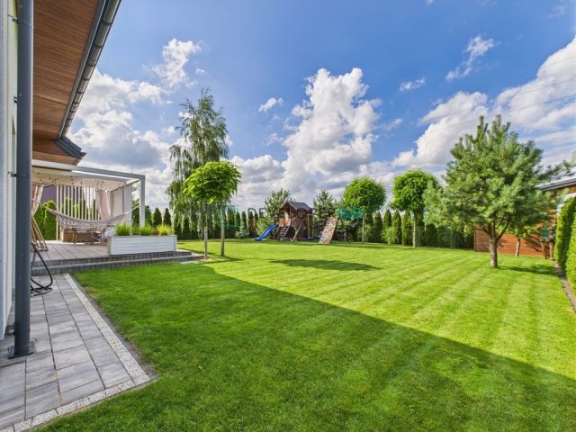 dom wolnostojący, 5 pokoi Zwierki. Zdjęcie 5