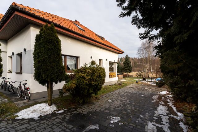 dom wolnostojący, 7 pokoi Myślenice. Zdjęcie 35