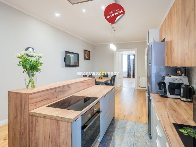 Mieszkanie 3-pokojowe Kraków Stare Miasto, ul. Józefa Szujskiego. Zdjęcie 1