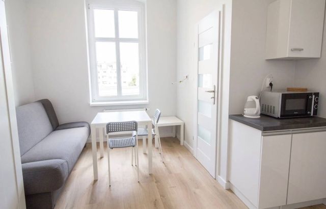 Mieszkanie 2-pokojowe Poznań Łazarz, ul. Lodowa. Zdjęcie 1