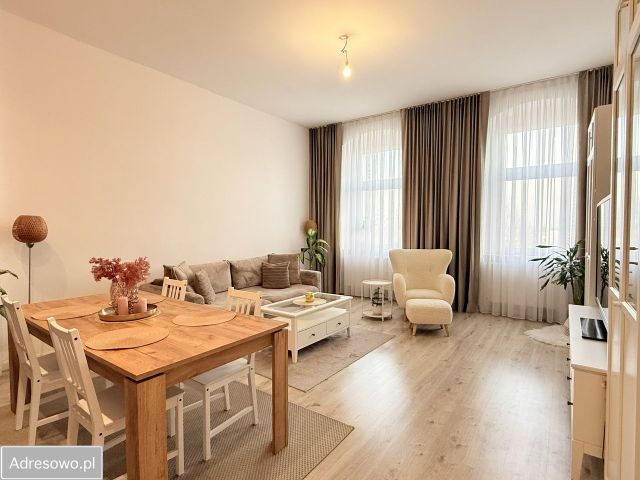 Mieszkanie 3-pokojowe Brzeg, ul. Krzyszowica. Zdjęcie 1