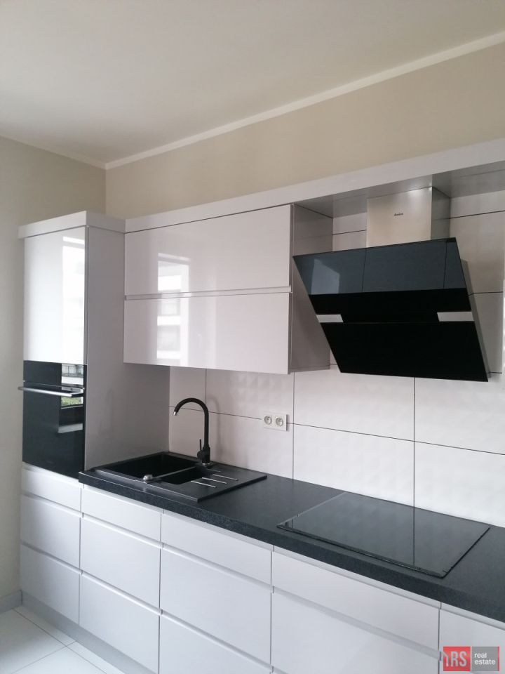 Mieszkanie 3-pokojowe Warszawa Wilanów, ul. Franciszka Klimczaka. Zdjęcie 3