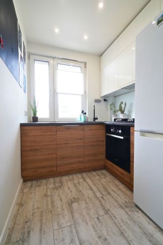 Mieszkanie 3-pokojowe Częstochowa Tysiąclecie, ul. Broniewskiego. Zdjęcie 2