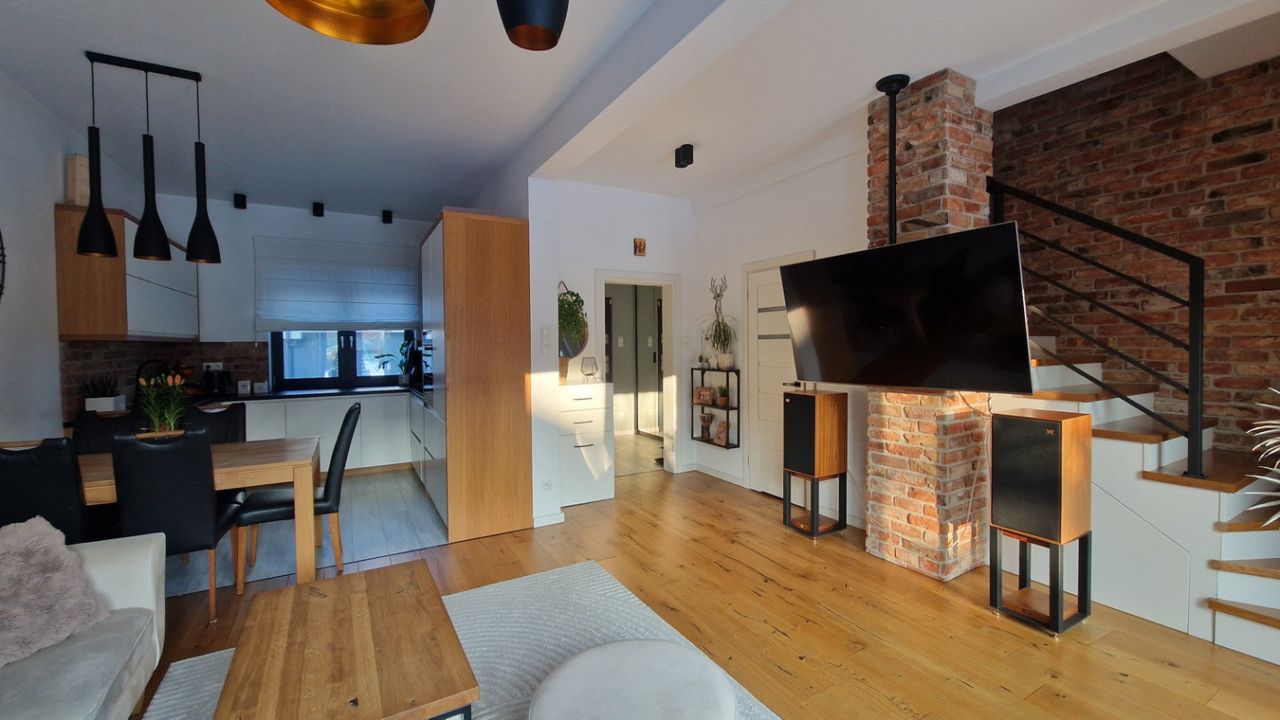 bliźniak, 4 pokoje Zakrzów. Zdjęcie 4