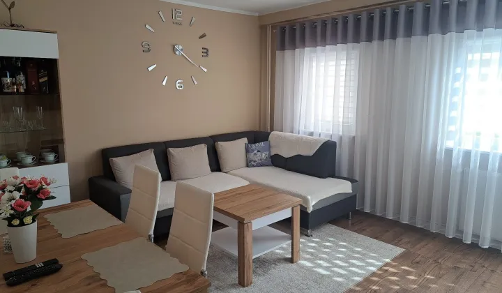 Mieszkanie 3-pokojowe Jelcz-Laskowice