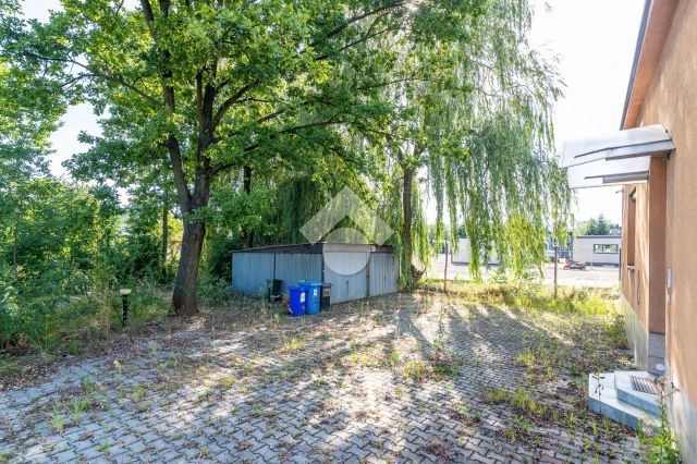 Lokal Kraków Podgórze Duchackie, ul. gen. Henryka Kamieńskiego. Zdjęcie 25