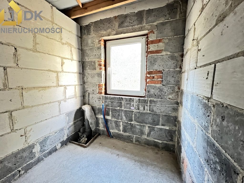 dom wolnostojący, 5 pokoi Lasocin. Zdjęcie 15