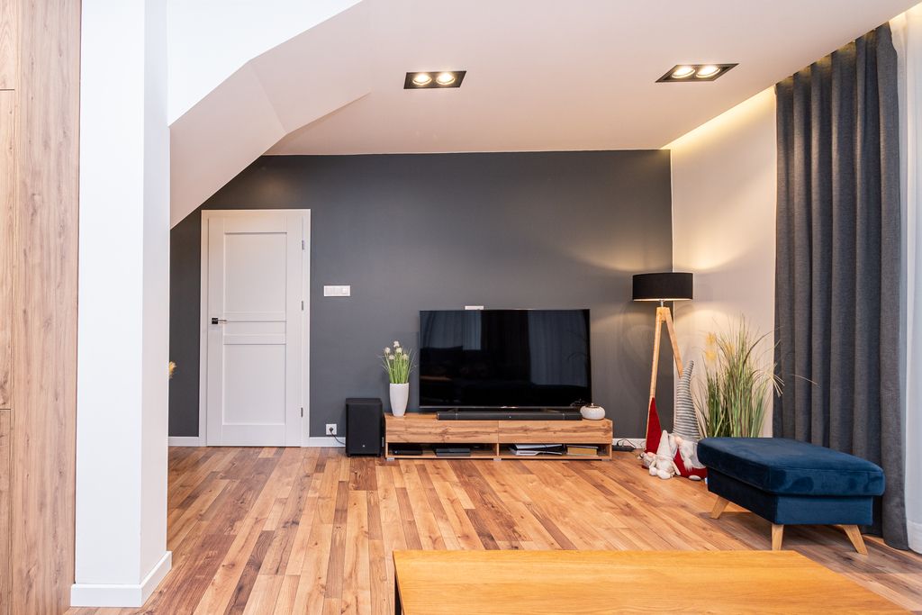 dom wolnostojący, 4 pokoje Kalisz Tyniec, ul. Żwirki i Wigury. Zdjęcie 7